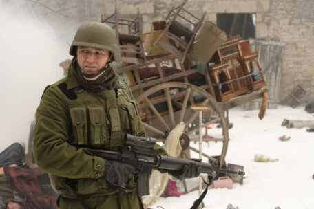 1_betafilm_the_border_s01e13_copyright_betafilm